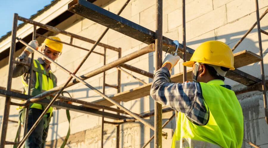 Expert top industrial roofings services in Natalia, TX